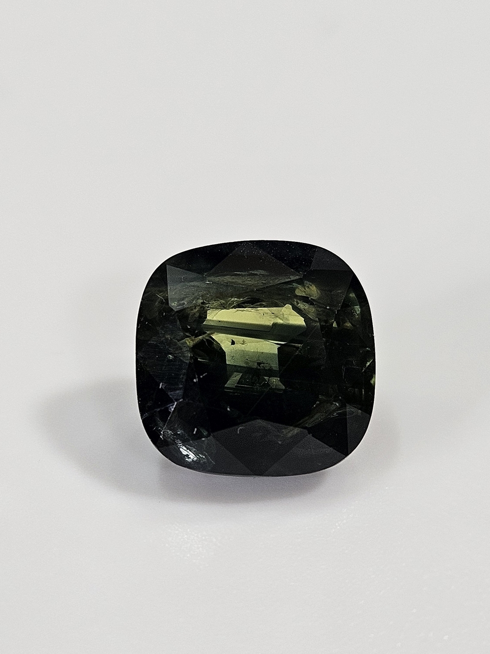 Certified Natural 4.60 Green Parti Sapphire